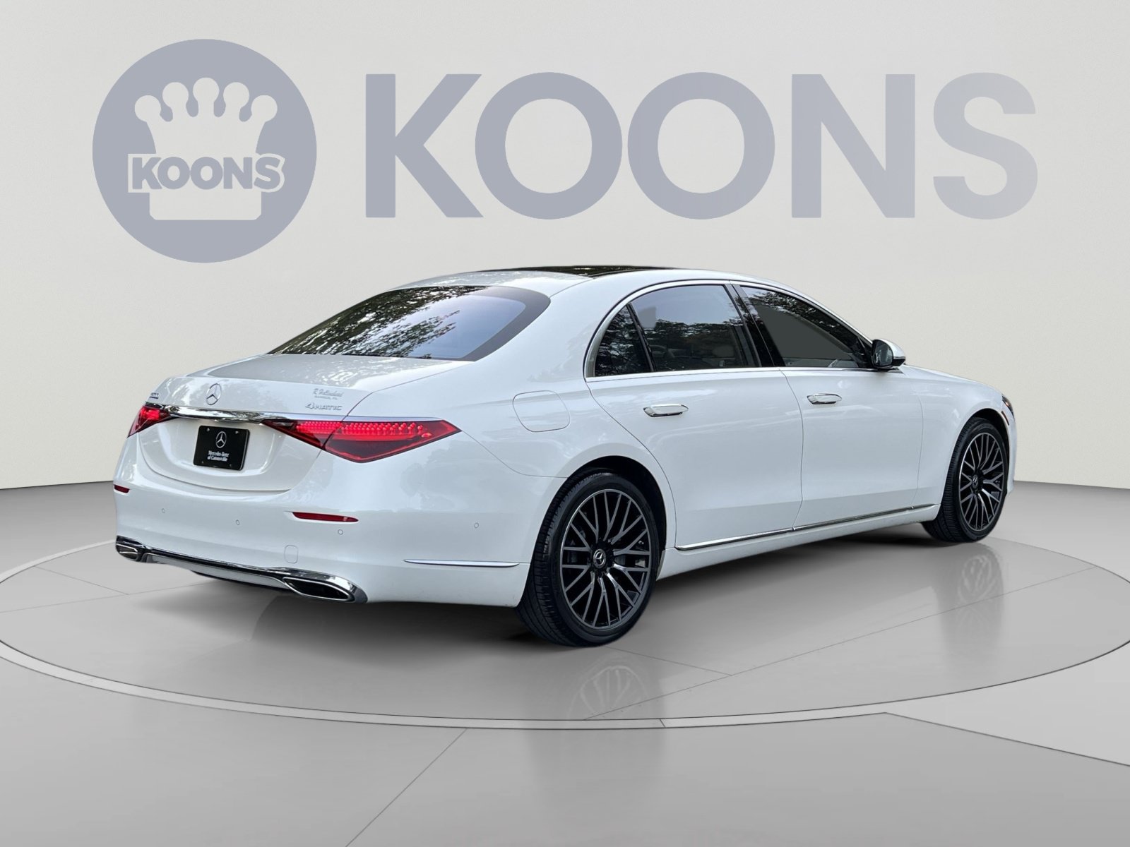 Used 2022 Mercedes-Benz S 500 4MATIC image 11