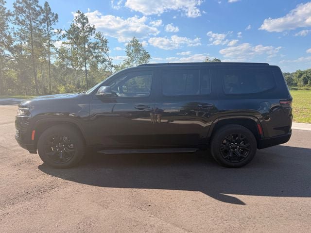 Used 2024 Jeep Wagoneer Series II AWD/4WD image 2