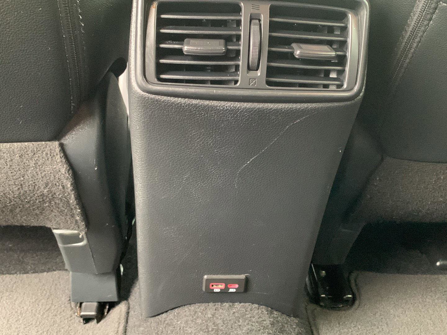 Used 2019 Nissan Rogue SL w/ Premium Package image 30