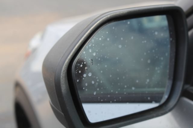 Used 2020 Ford Explorer XLT w/ Equipment Group 202A RWD image 15