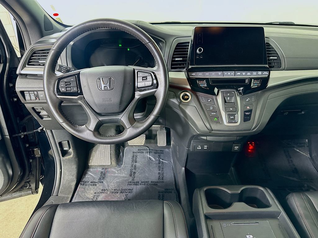 Used 2025 Honda Odyssey Sport-L image 18