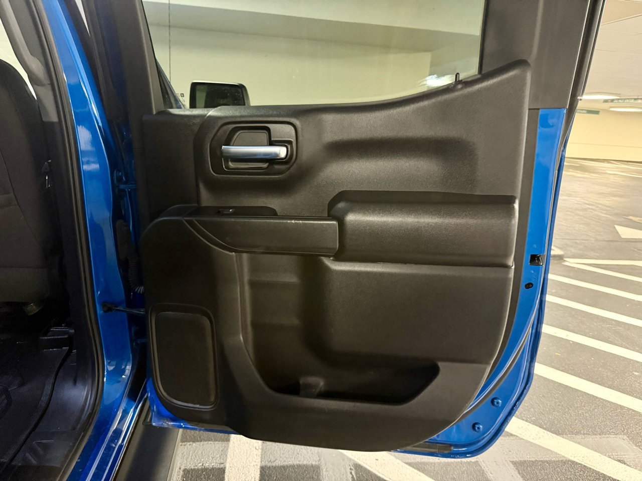 Used 2022 Chevrolet Silverado 1500 Custom image 27