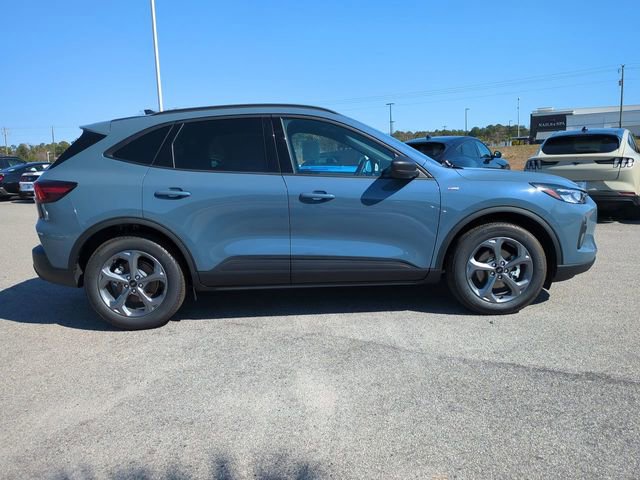 New 2026 Ford Escape ST-Line w/ Cold Weather Package image 3