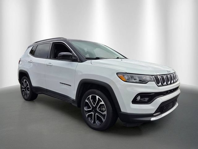 Used 2023 Jeep Compass Limited AWD/4WD image 7