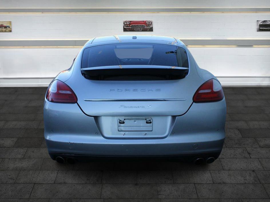 Used 2010 Porsche Panamera S image 6