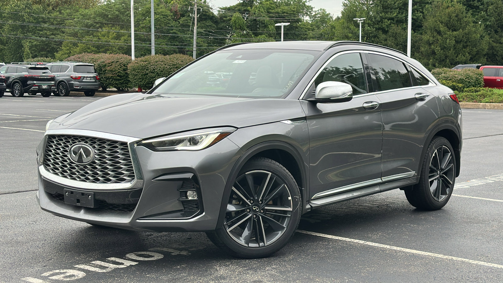 New 2025 INFINITI QX55 Luxe w/ Accent Package