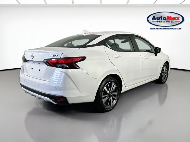 Used 2024 Nissan Versa SV FWD image 2