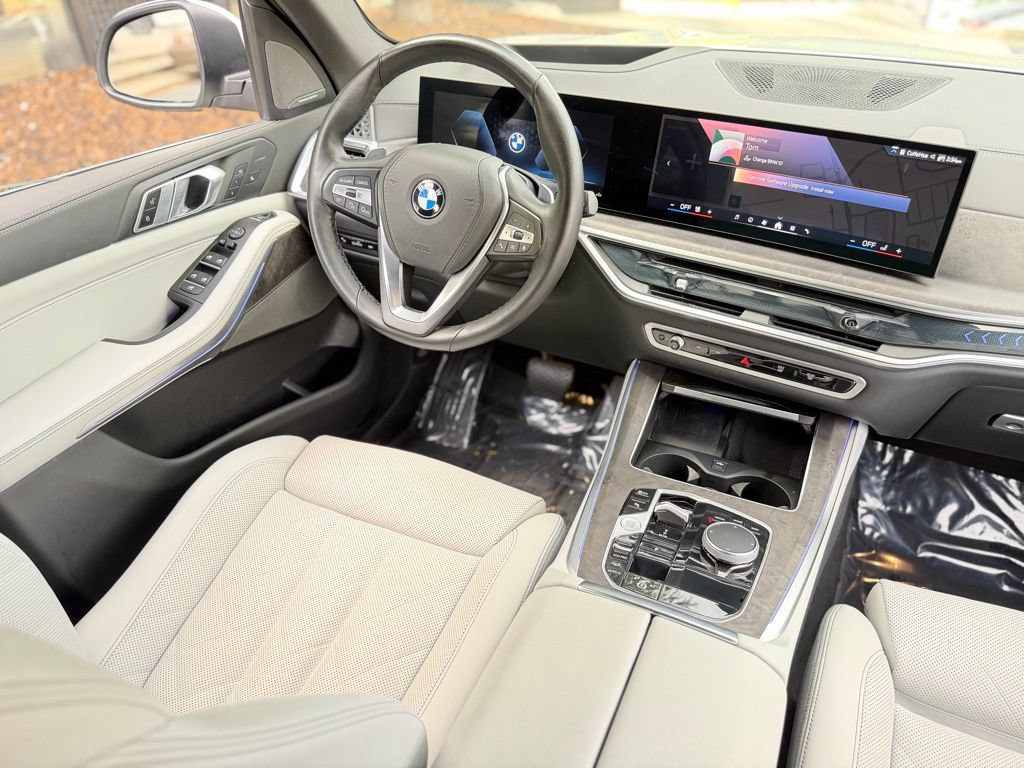 Used 2025 BMW X5 xDrive40i AWD/4WD image 42