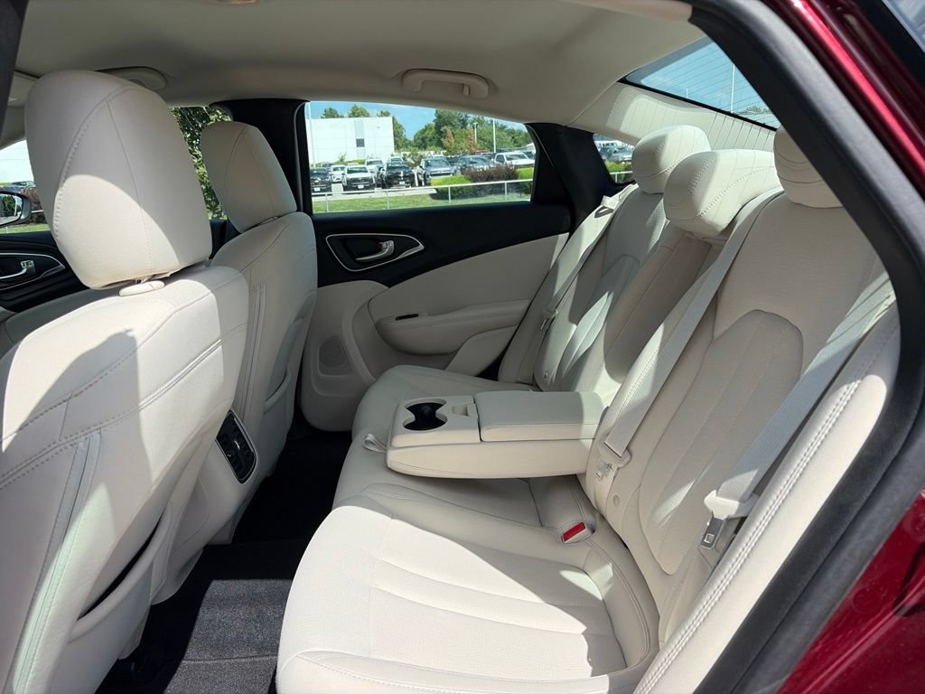 Used 2015 Chrysler 200 Limited w/ Convenience Group FWD image 36