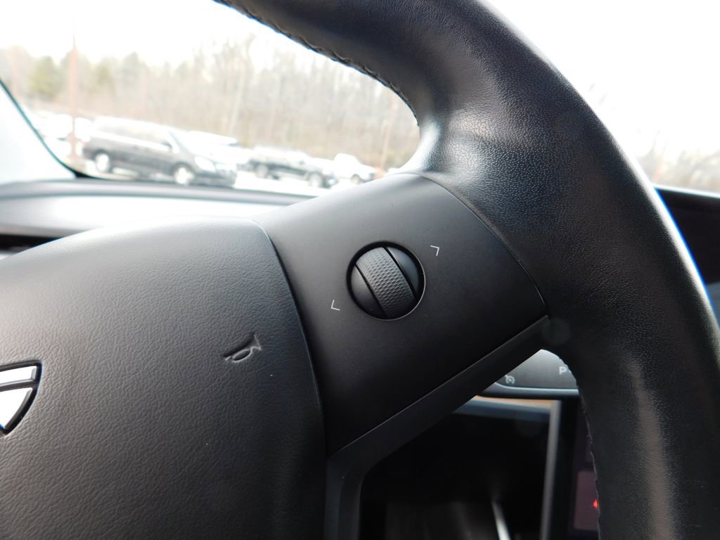 Used 2018 Tesla Model 3 Long Range image 20