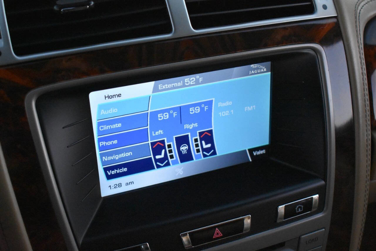 Used 2011 Jaguar XK Coupe image 31