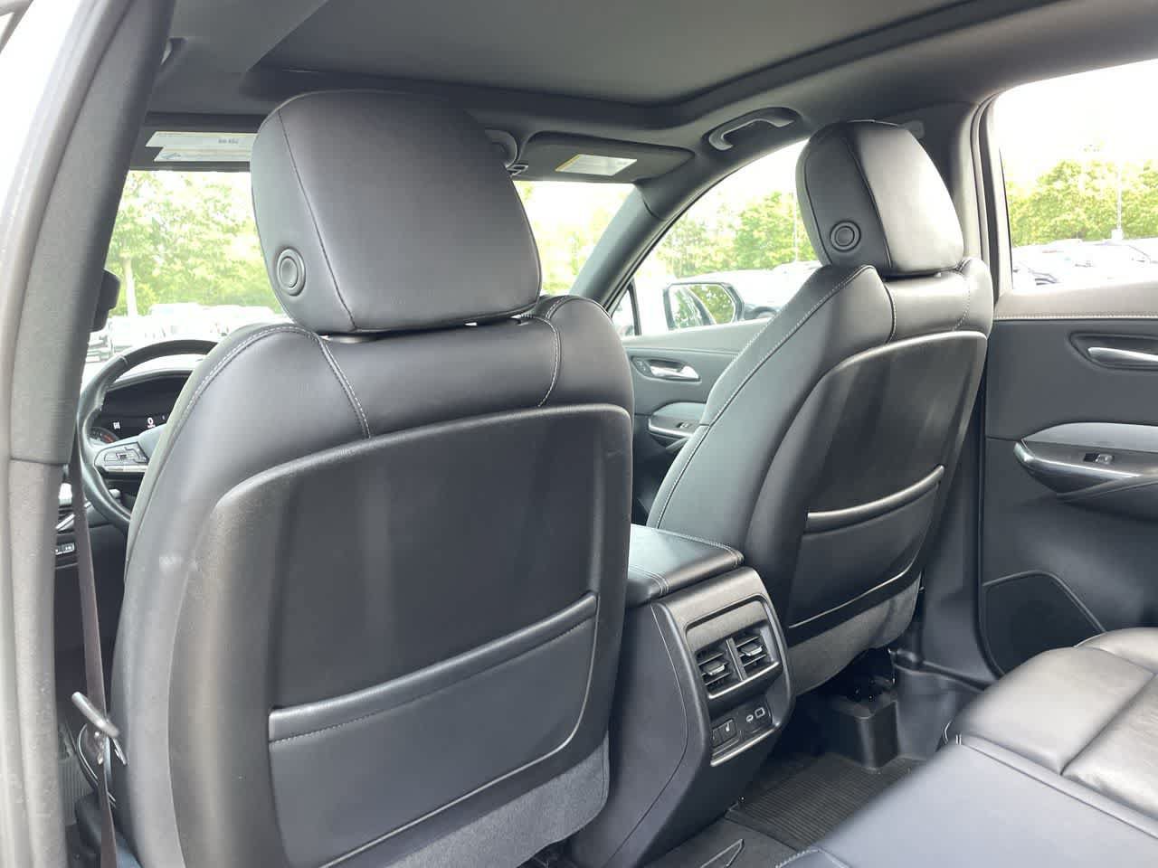 Certified 2023 Cadillac XT4 Premium Luxury w/ Technology Package AWD/4WD image 20