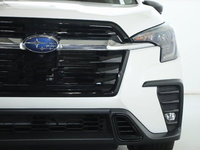 Certified 2025 Subaru Ascent Limited AWD/4WD image 7