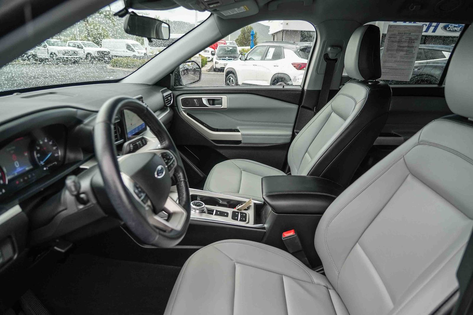 Certified 2021 Ford Explorer XLT w/ Equipment Group 202A RWD image 17