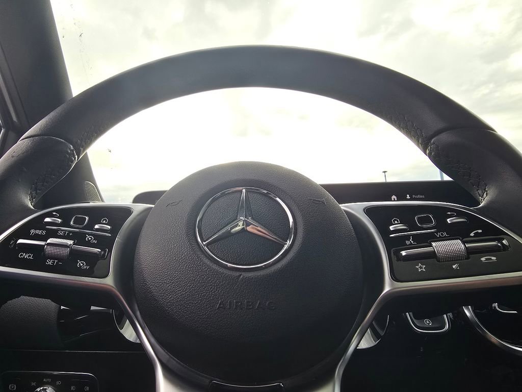 Certified 2021 Mercedes-Benz GLA 250 4MATIC image 27