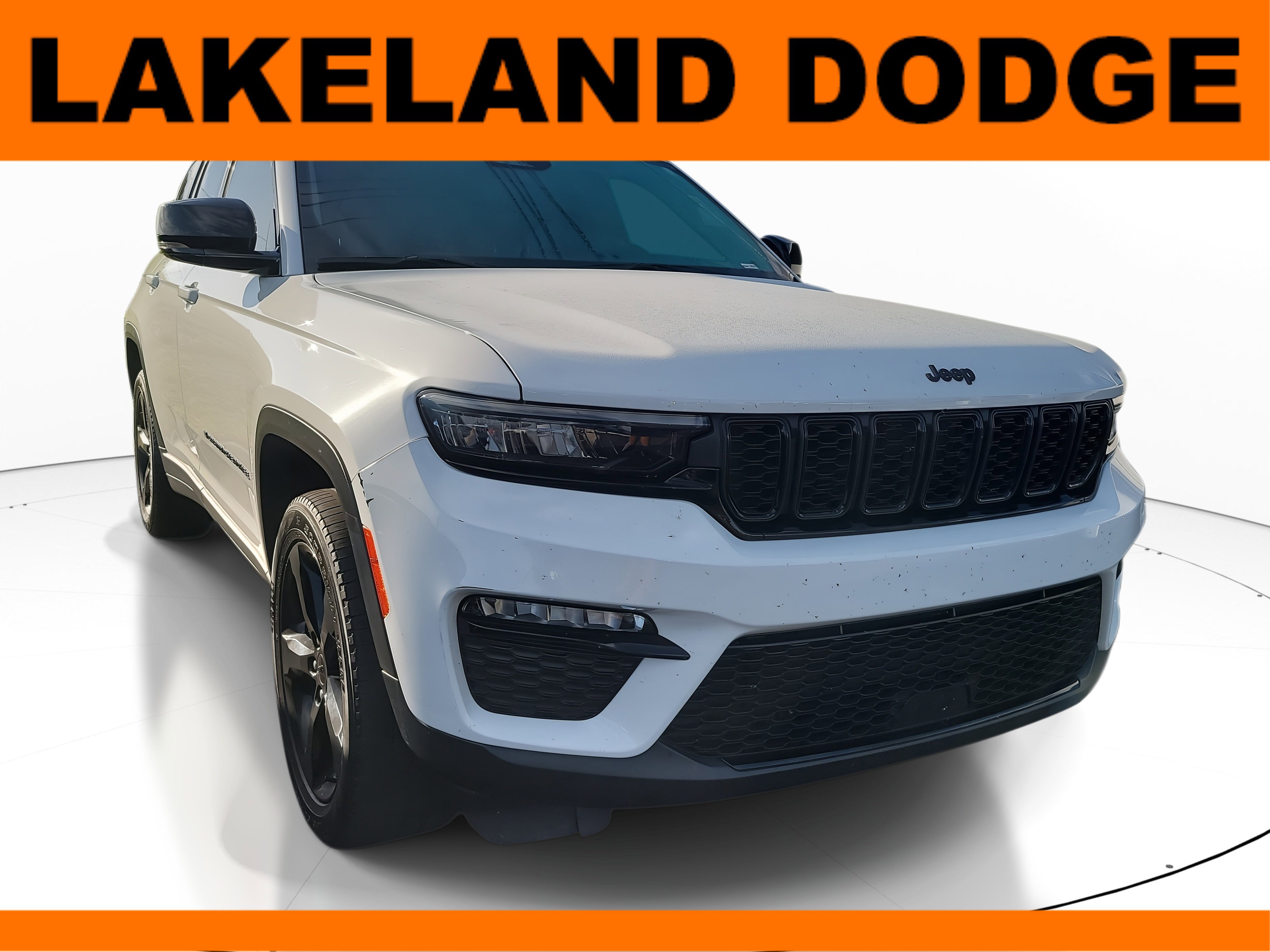 Used 2023 Jeep Grand Cherokee Limited w/ Black Appearance Package