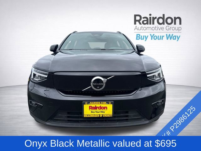 Used 2023 Volvo XC40 Recharge Ultimate image 2