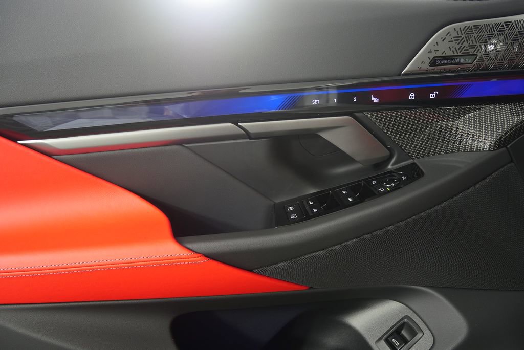 New 2026 BMW M5 w/ Carbon Package image 12