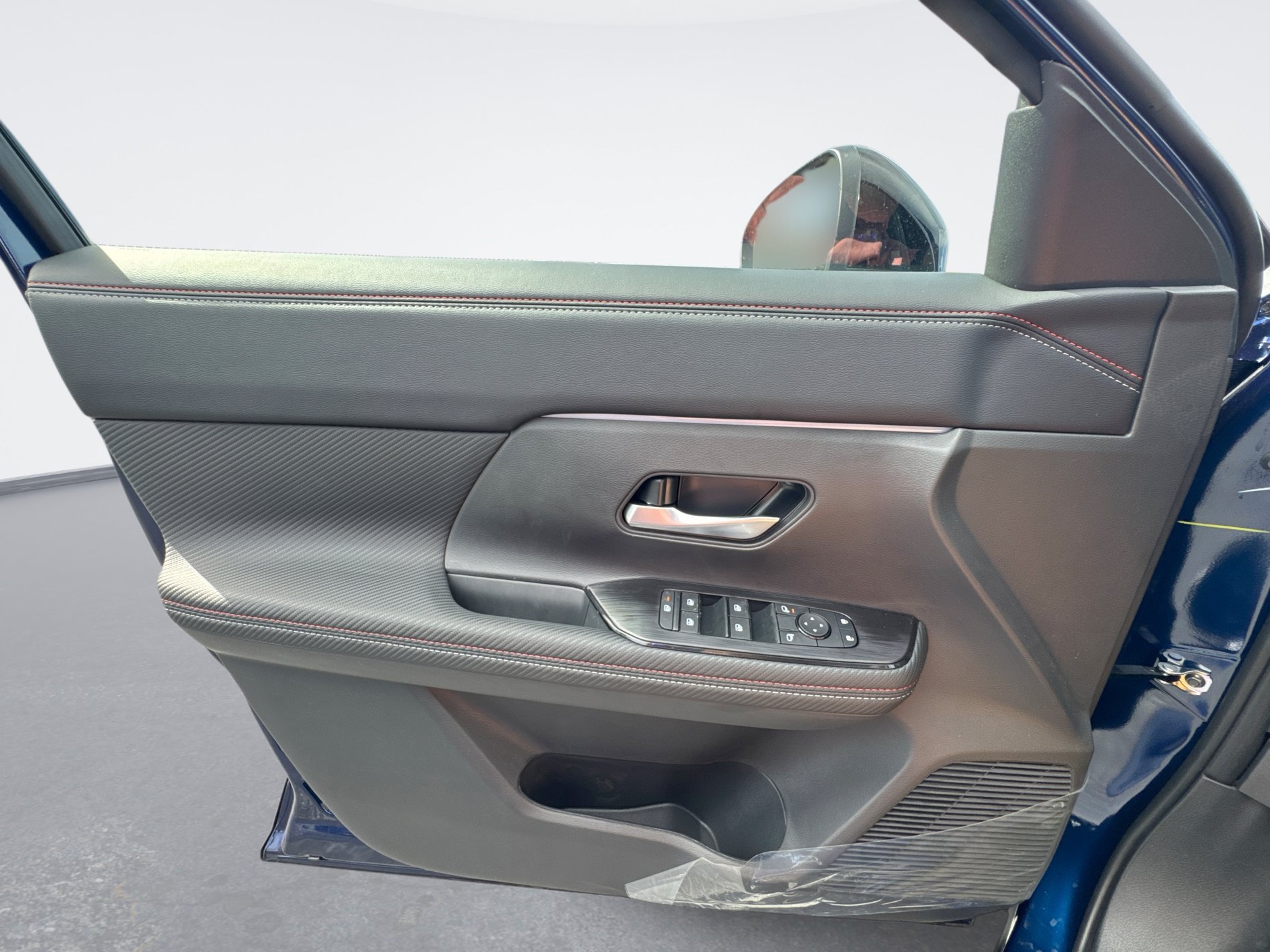New 2027 Nissan Kicks SR FWD image 28