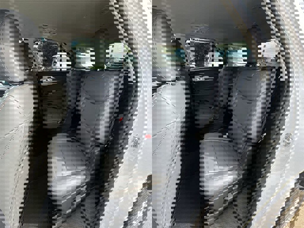 New 2025 Ford Explorer Active w/ Active Comfort Package image 16