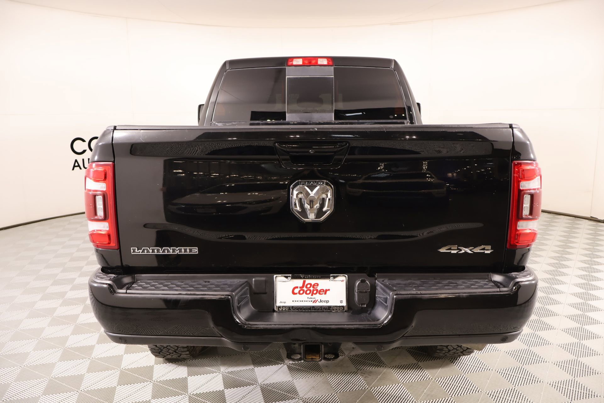 Used 2024 RAM 2500 Laramie w/ Safety Group AWD/4WD image 22