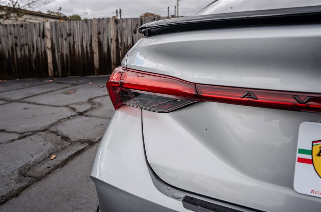 Used 2020 Toyota Avalon TRD image 10