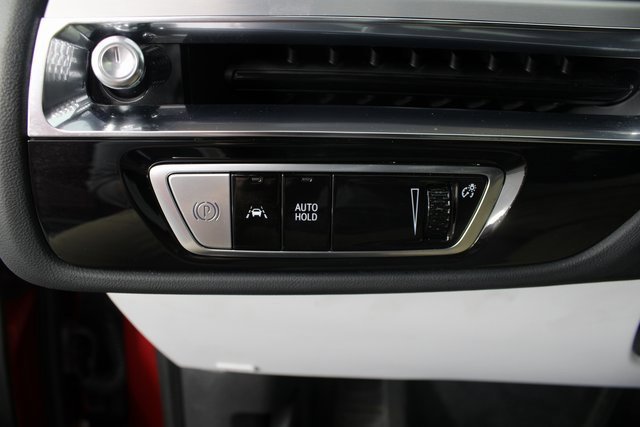 Used 2024 Cadillac Lyriq Sport image 15