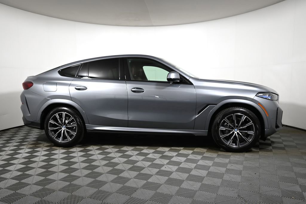 Used 2026 BMW X6 xDrive40i w/ Climate Comfort Package AWD/4WD image 8