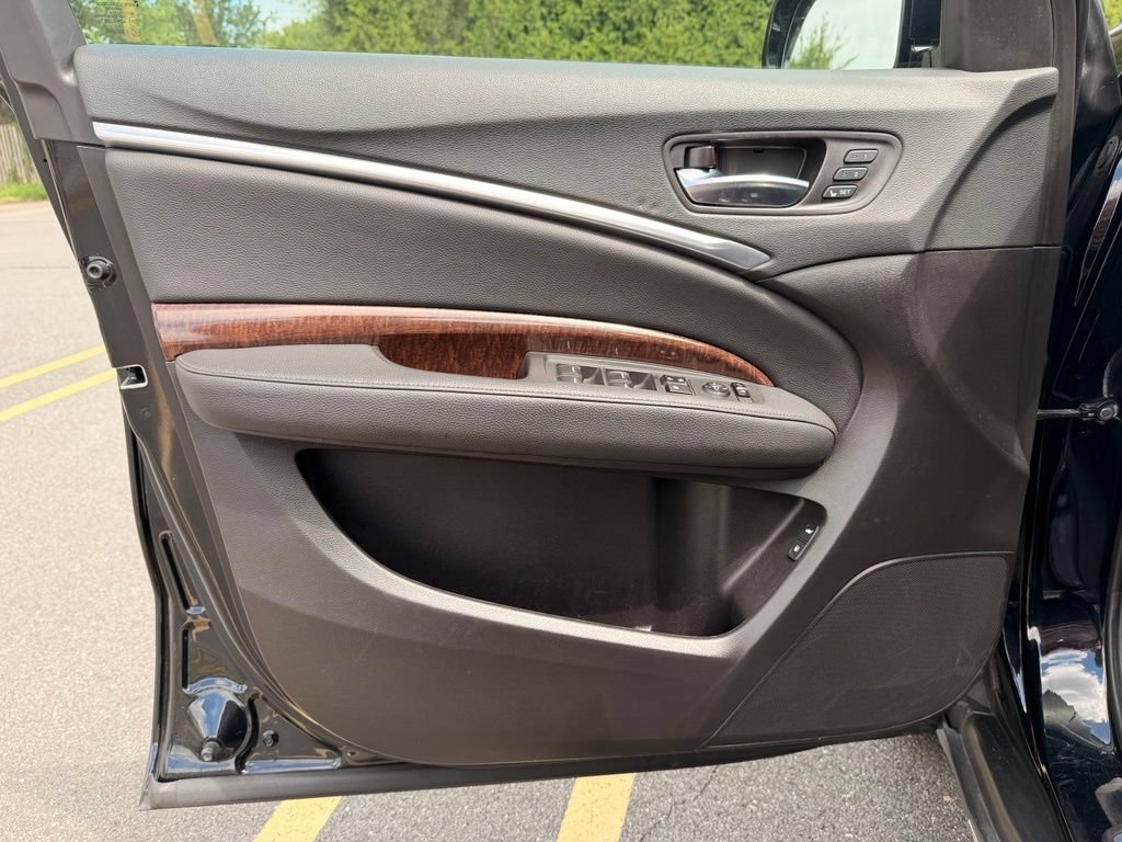Used 2019 Acura MDX SH-AWD image 11