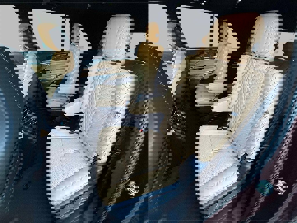 New 2025 Cadillac Escalade IQ Luxury 2 image 13