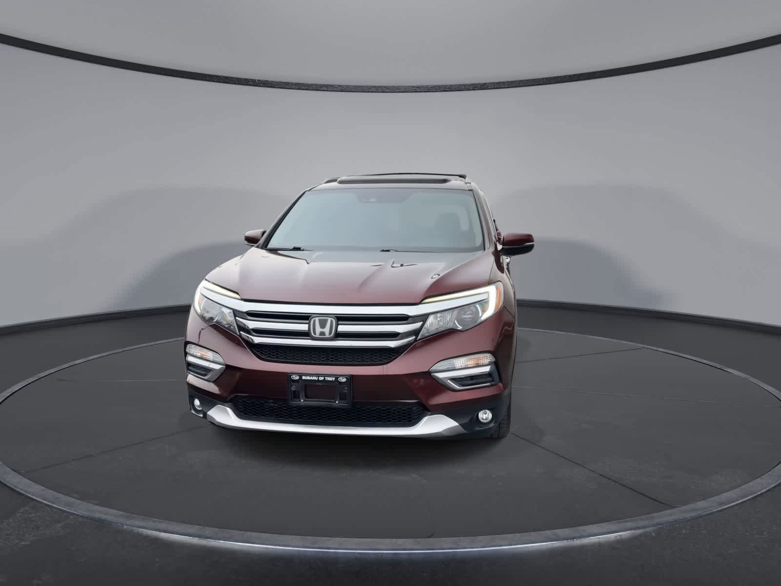 Used 2016 Honda Pilot Elite image 3