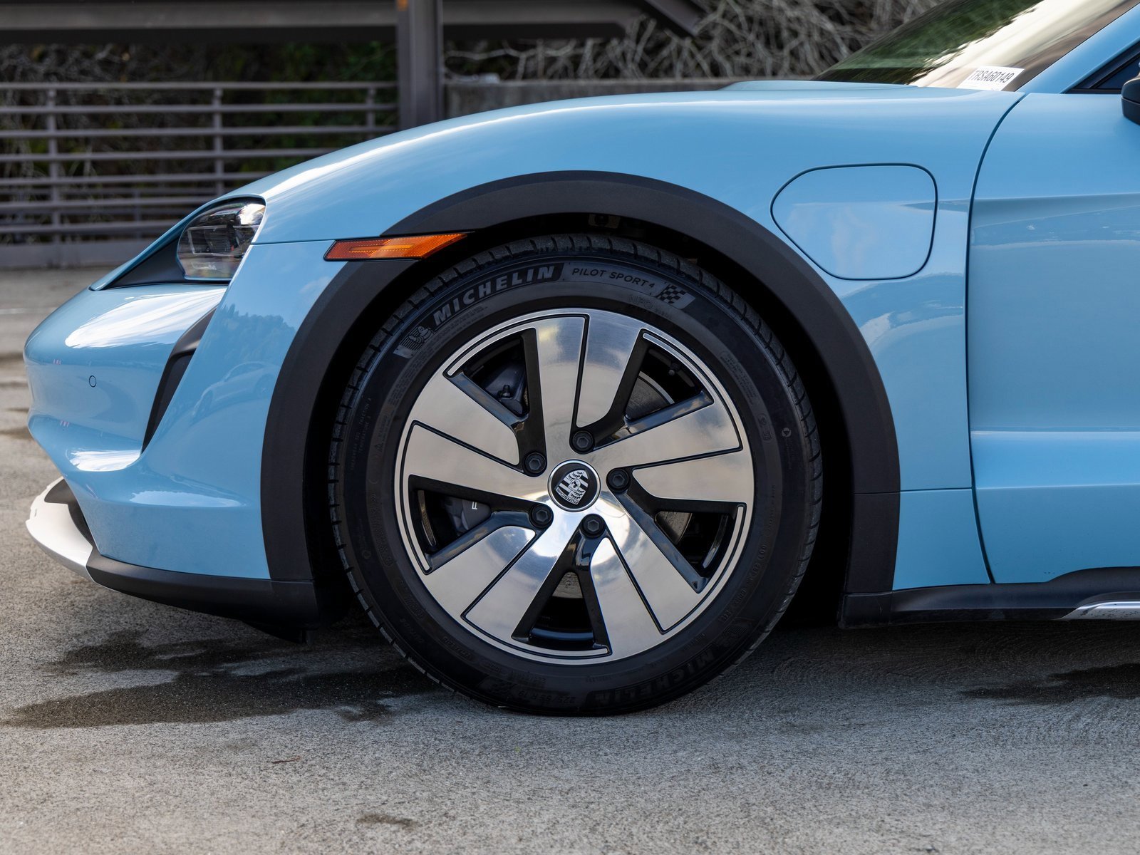 Certified 2024 Porsche Taycan 4 Cross Turismo image 13