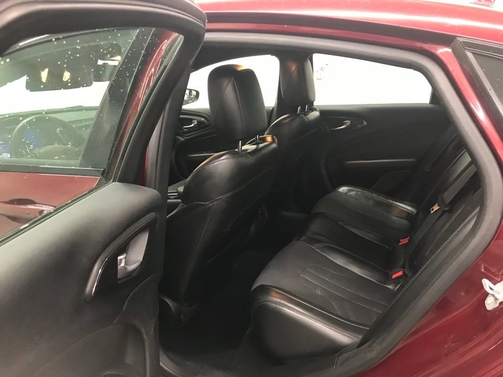Used 2016 Chrysler 200 S w/ Navigation & Sound Group I image 22