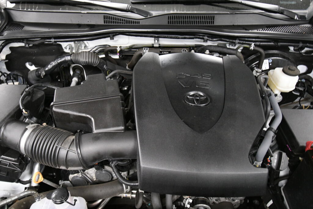 Certified 2023 Toyota Tacoma TRD Sport w/ Advanced Technology Package AWD/4WD image 33