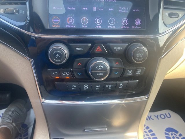 Used 2020 Jeep Grand Cherokee Limited w/ Trailer Tow Group IV image 24