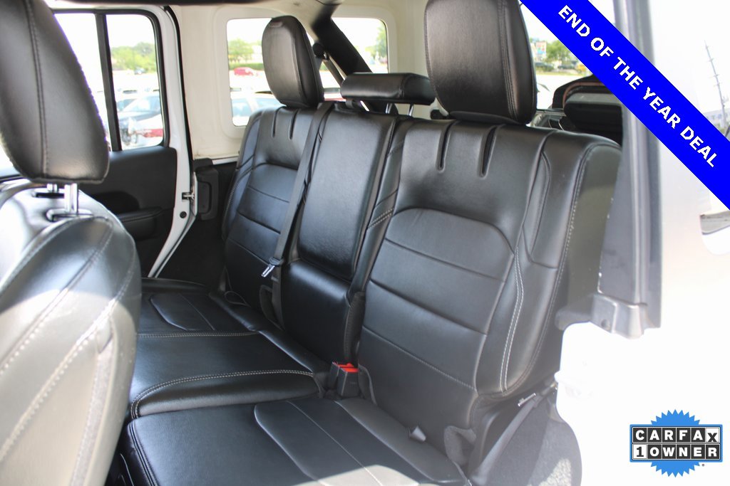 Used 2022 Jeep Wrangler Unlimited Sahara w/ Cold Weather Group image 22