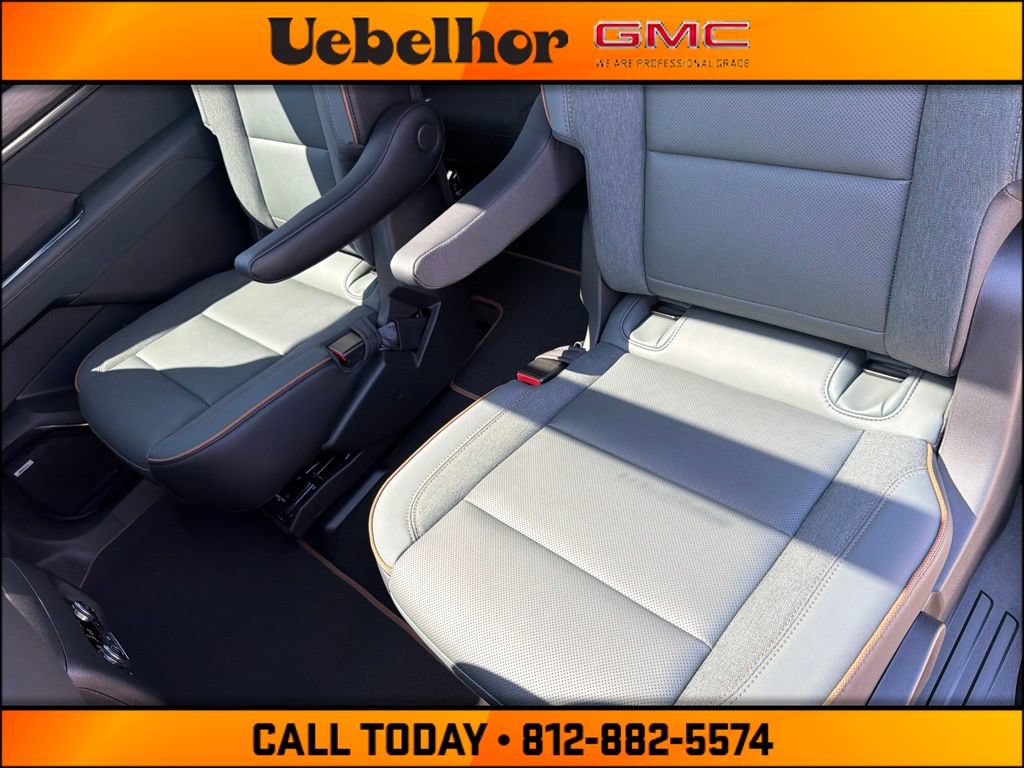 New 2026 GMC Acadia AT4 w/ Super Cruise Package AWD/4WD image 21
