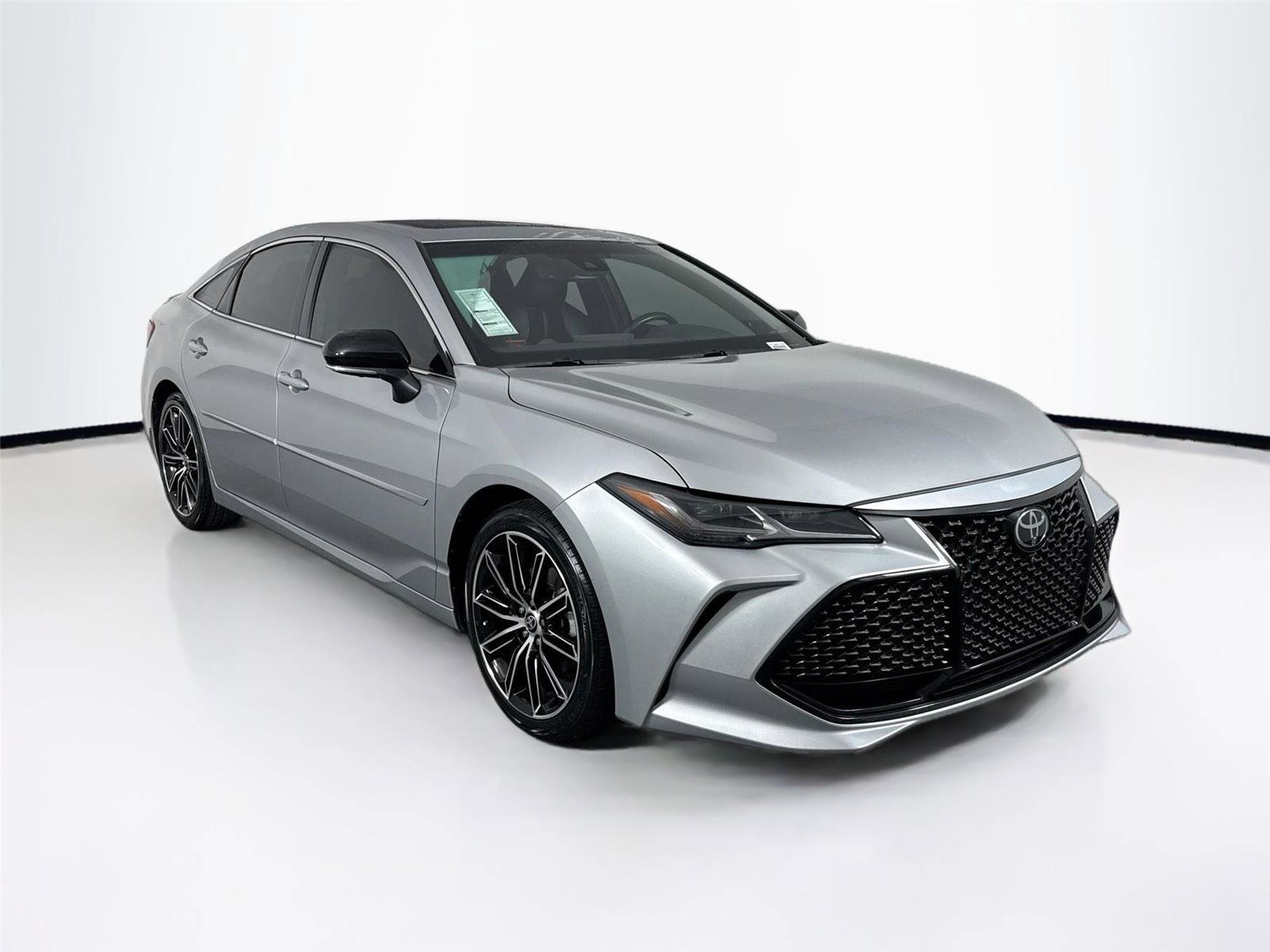 Certified 2022 Toyota Avalon Touring w/ Advanced Safety Package image 10