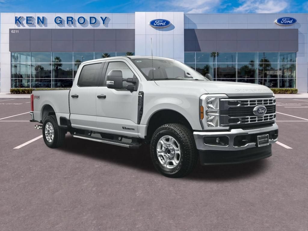 New 2026 Ford F250 XLT w/ FX4 Off-Road Package