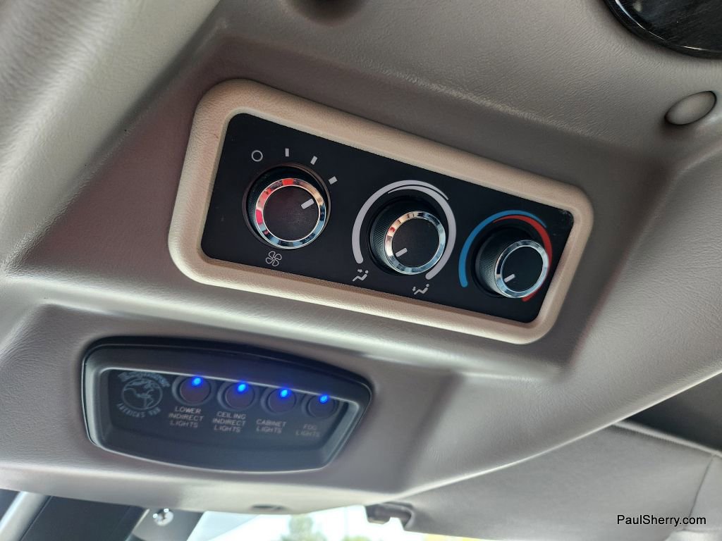 Used 2021 Chevrolet Express 2500 LS w/ Enhanced Convenience Package image 45