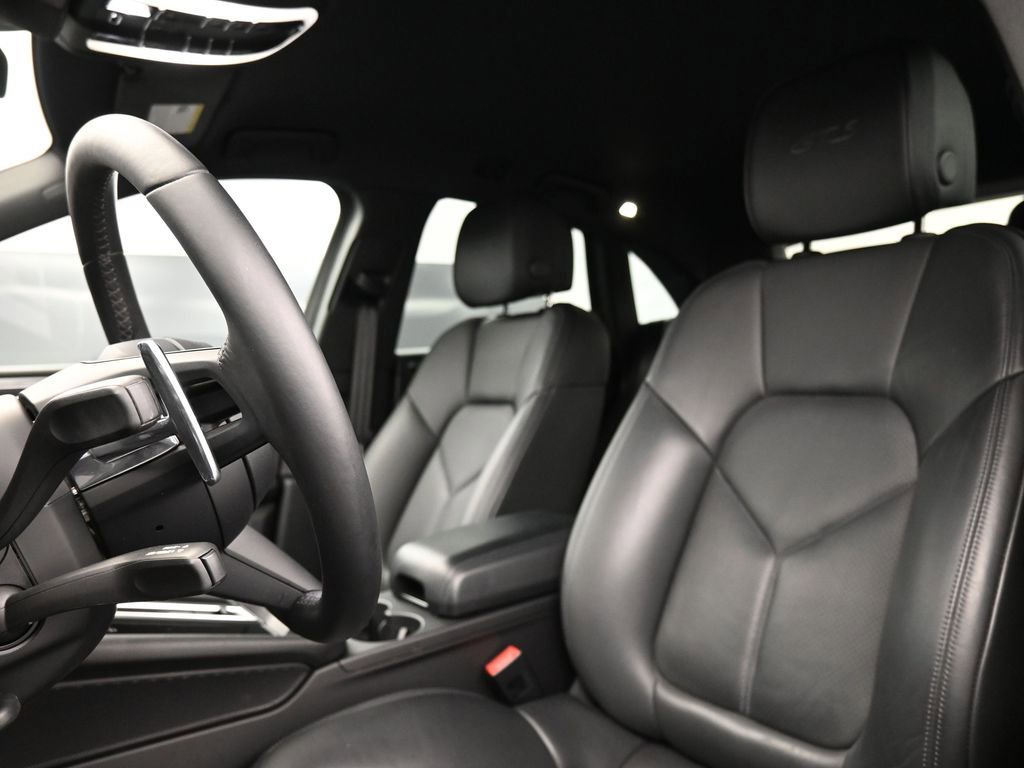 Certified 2022 Porsche Macan GTS AWD/4WD image 5