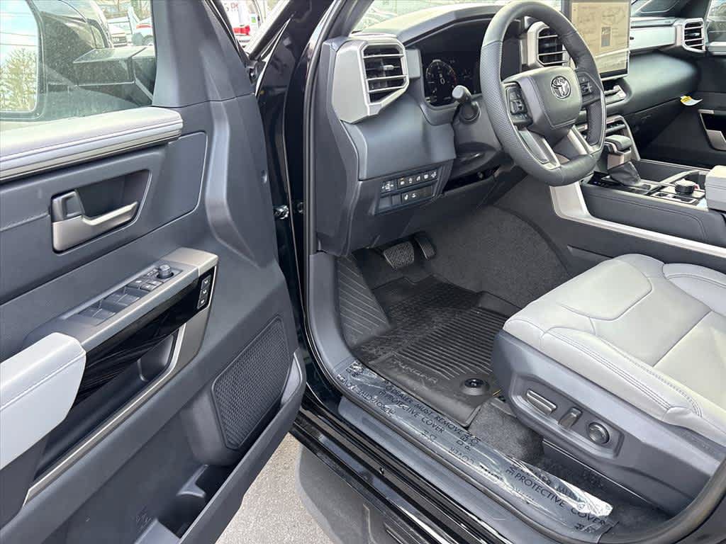 New 2026 Toyota Tundra Limited AWD/4WD image 19