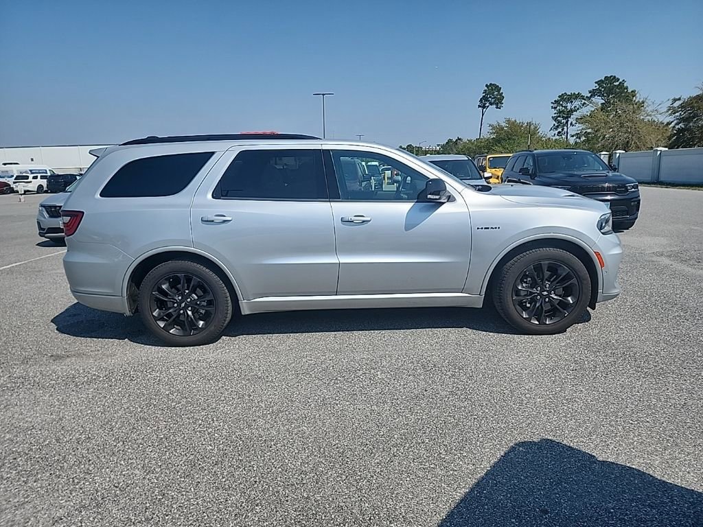 Used 2025 Dodge Durango R/T w/ Blacktop Package image 5