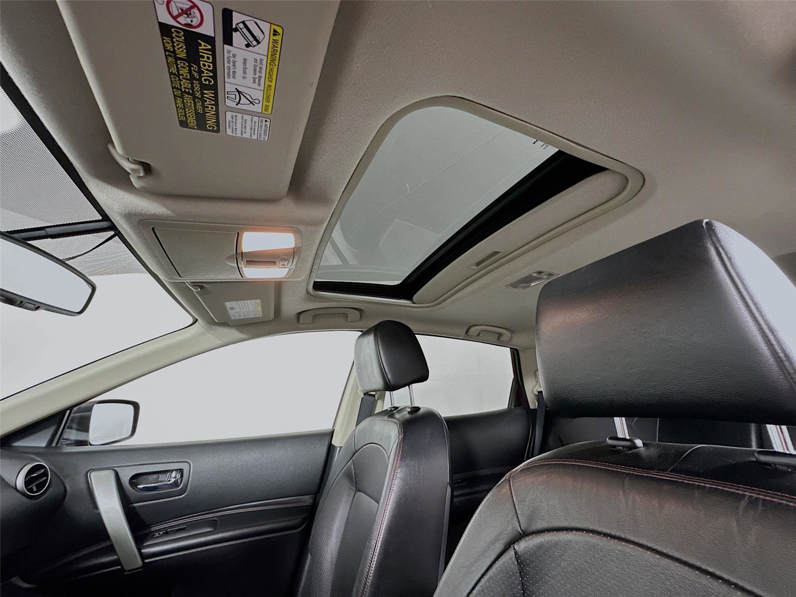 Used 2011 Nissan Rogue SV w/ SL Pkg image 32