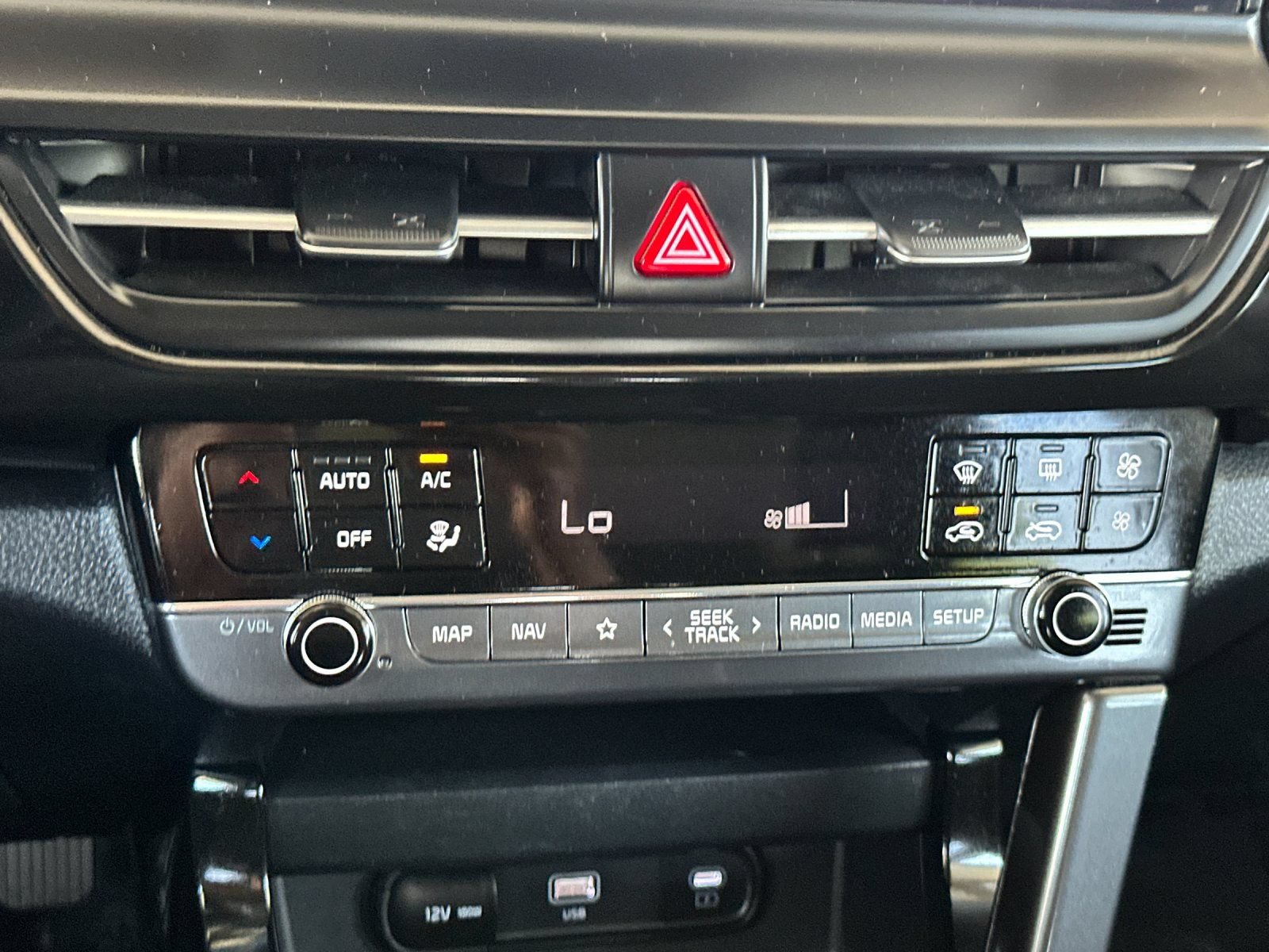 Certified 2024 Kia Seltos S FWD image 28