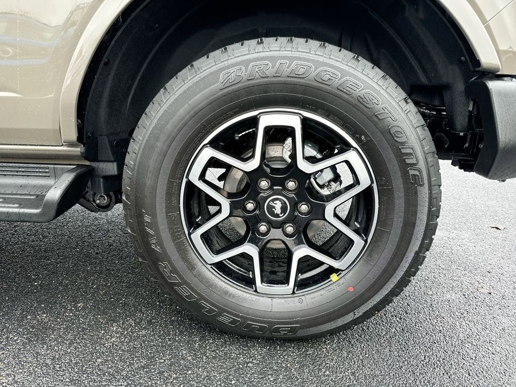 New 2025 Ford Bronco Outer Banks AWD/4WD image 26