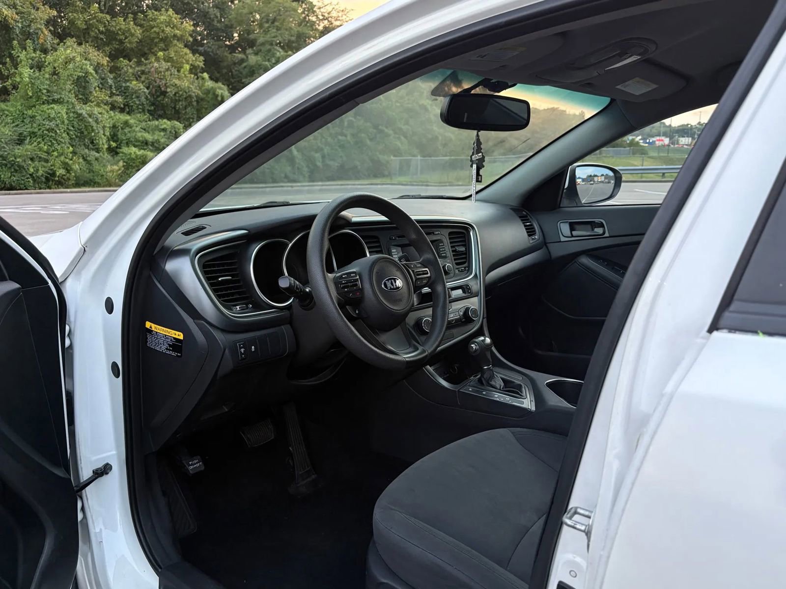 Used 2015 Kia Optima LX image 10