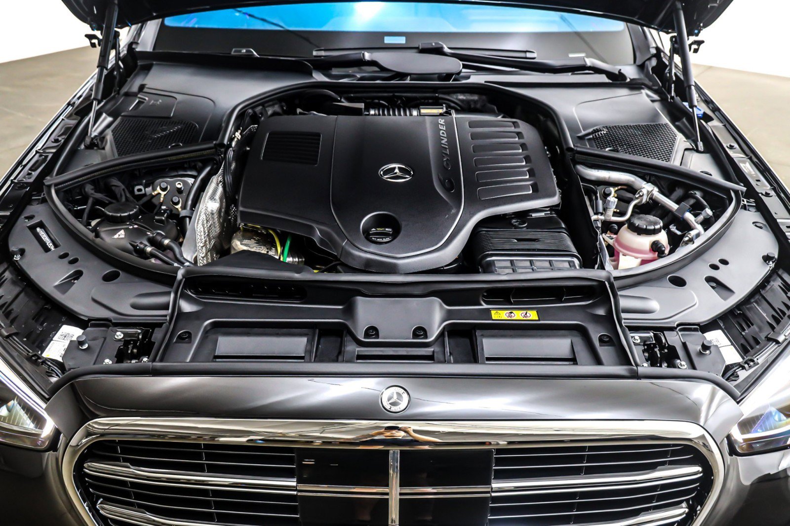 New 2026 Mercedes-Benz S 500 4MATIC image 11