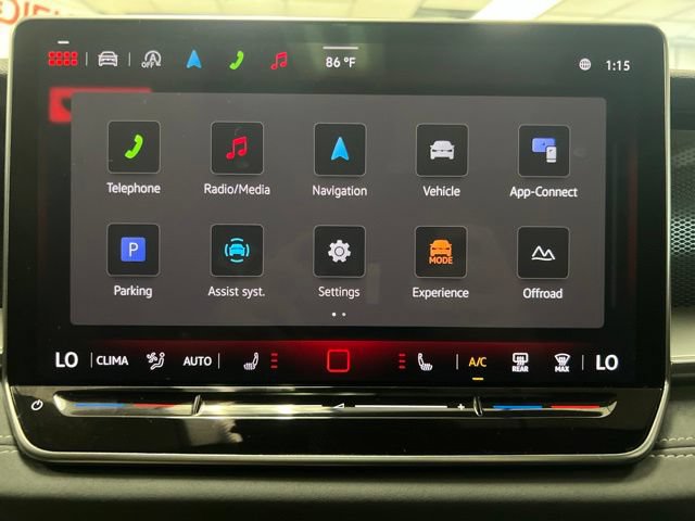 Used 2025 Volkswagen Tiguan SE R-Line AWD/4WD image 29