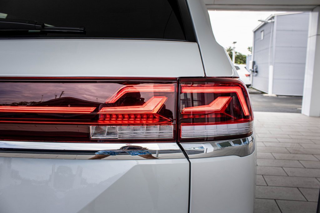 New 2026 Volkswagen Atlas SE image 17